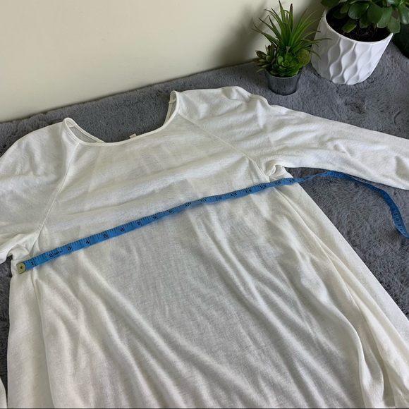 Rebecca Taylor Long Sleeve Top with Pleated Back - Size Small - Picture 5 of 7